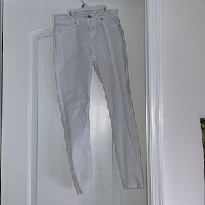 Blue spice white skinny jeans